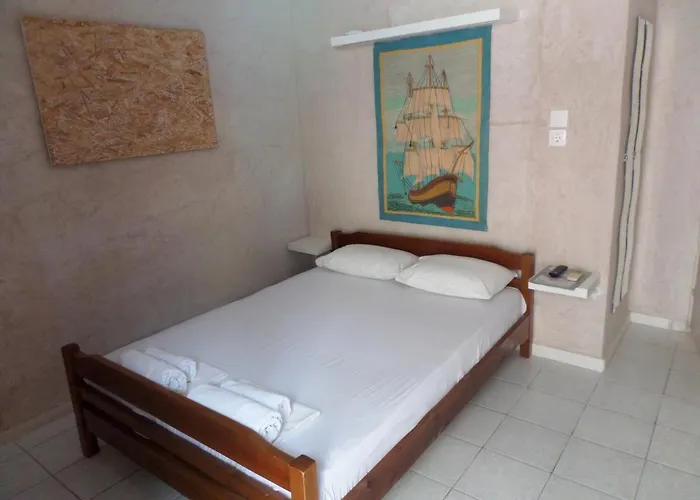 Artemis & * Nea Kallikrateia