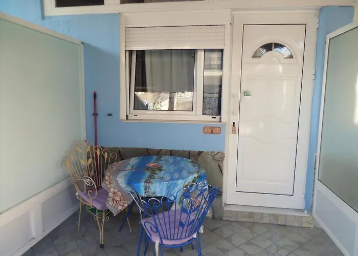 Artemis & * Nea Kallikrateia