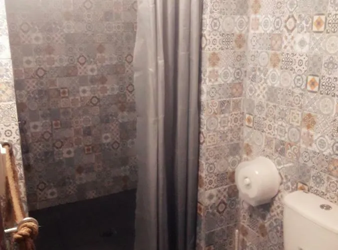 Artemis & Lejlighed Nea Kallikrateia