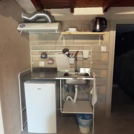 Artemis & Apartment *