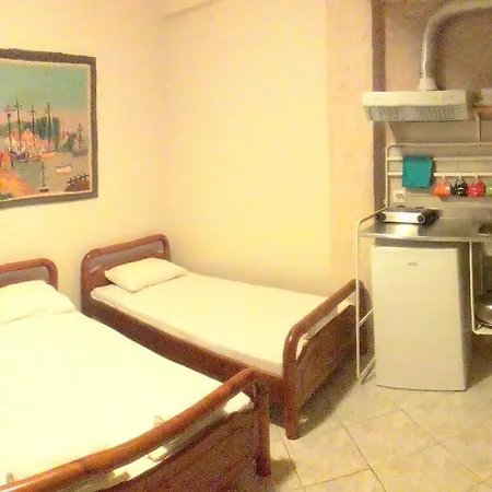 Artemis & Apartment