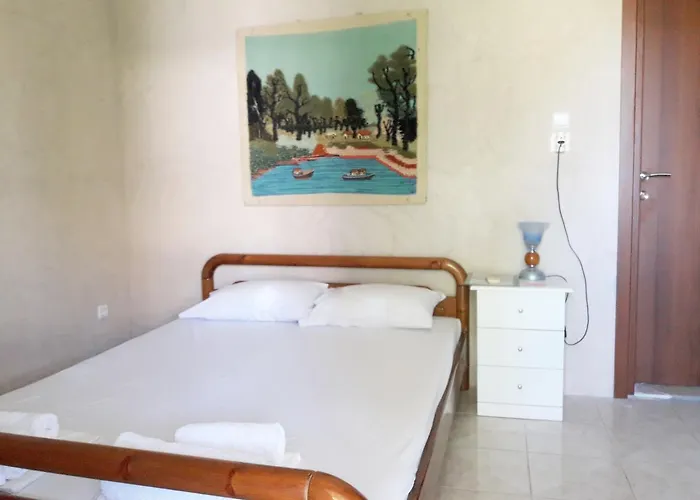 Apartamento Artemis & *