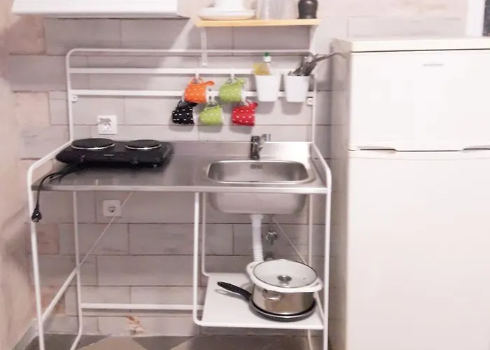 Artemis & * Nea Kallikrateia