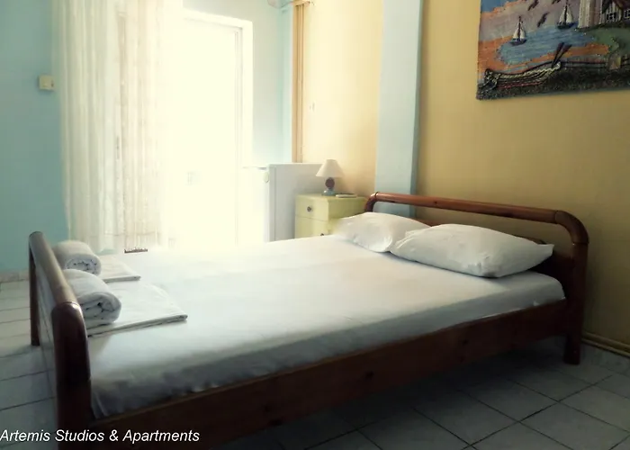 Apartamento Artemis & *